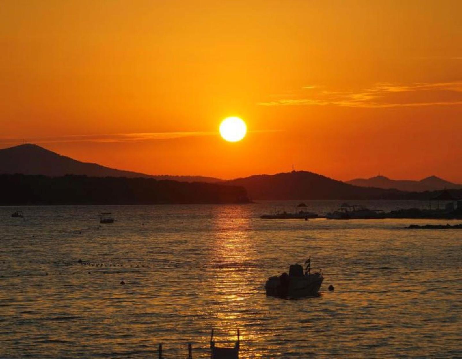 Mobile Mirna Biograd Na Moru